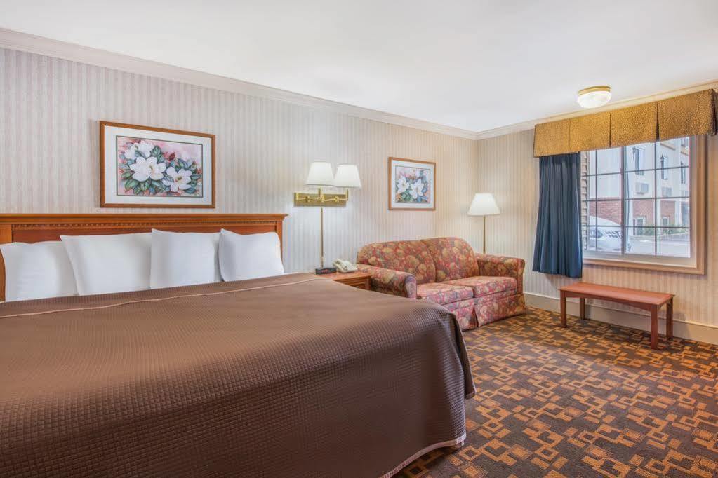 Howard Johnson By Wyndham Hershey Exterior foto